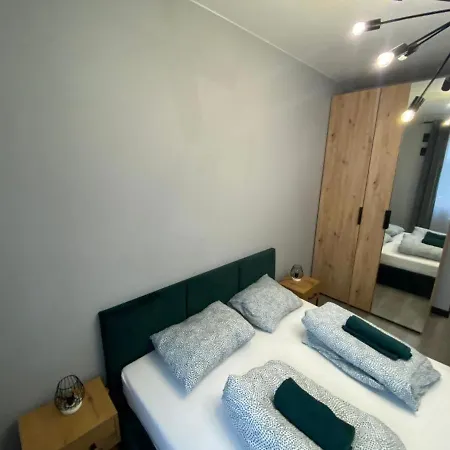 Apartman Near Airport Modern, Stylish *