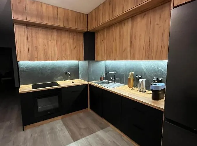 Near Airport Modern, Stylish *